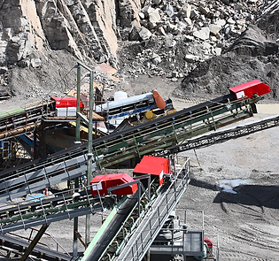 Mining Operator from Chile Cuts High-Risk Exposure by Over 65% Using viAct Dynamic Safety Zoning